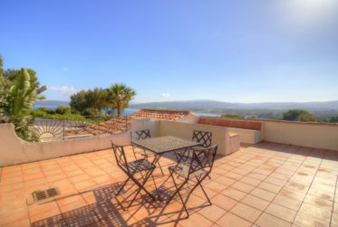 Unique: Villa avec Vue sur la Baie de Pampelonne