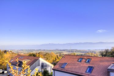 Magnifique Duplex avec Vue Panoramique sur le Lac et les Vignes