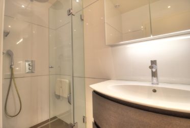 Magnifique 3 Pièces Rénové avec Terrasse