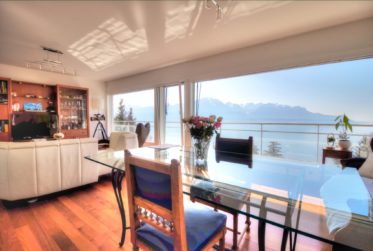 Villa avec Vue Panoramique sur le Lac et les Alpes