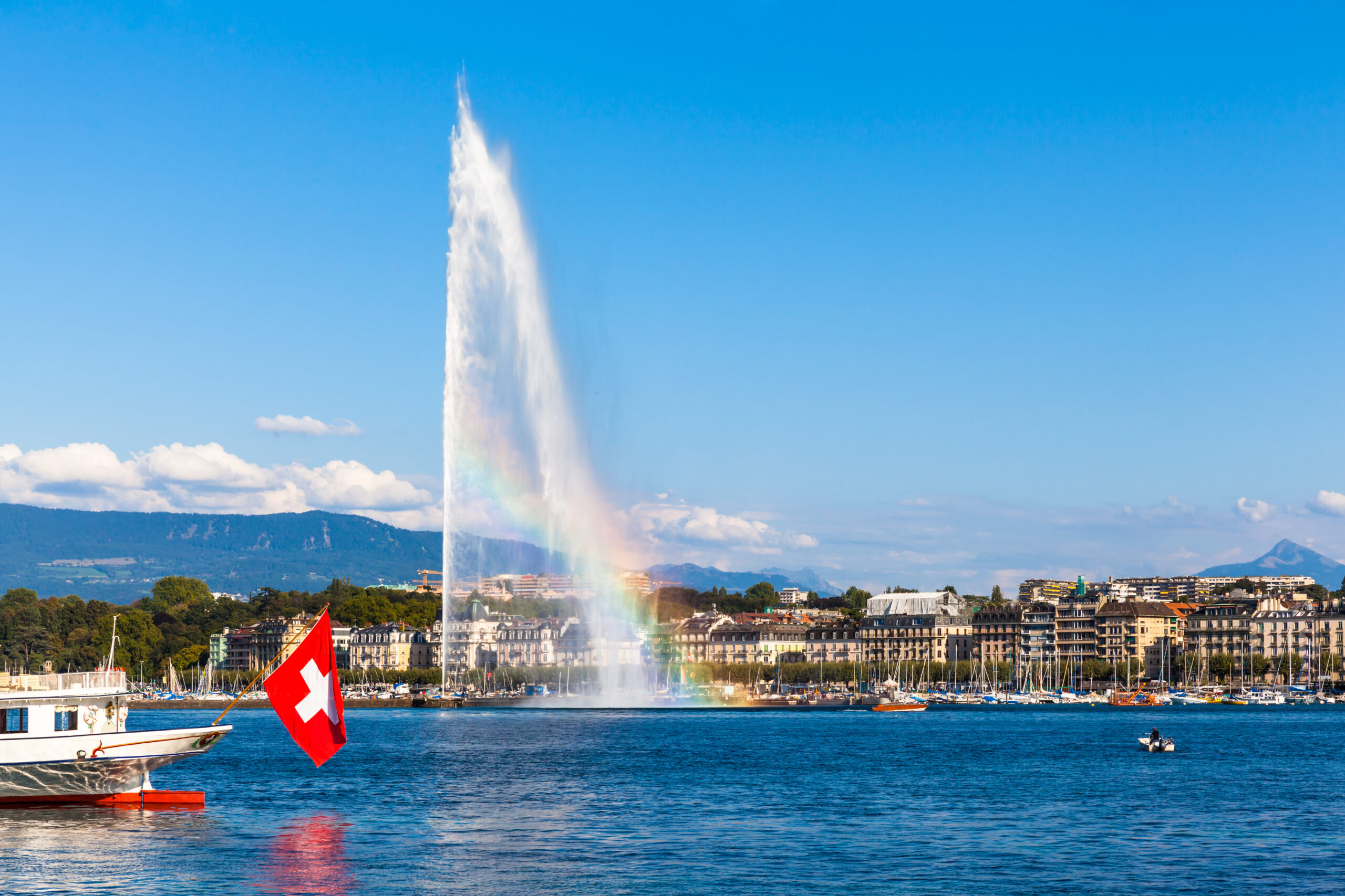 Agence immobilière à genève - vue sur la rade et le jet d'eau